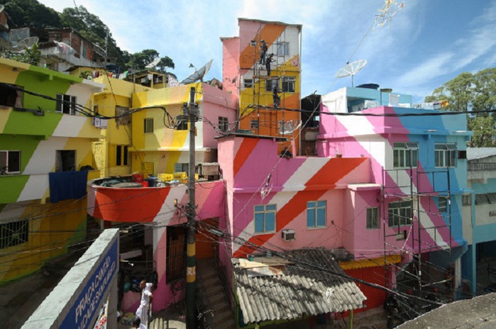 favela-painting_13[1] (700x464, 125Kb)