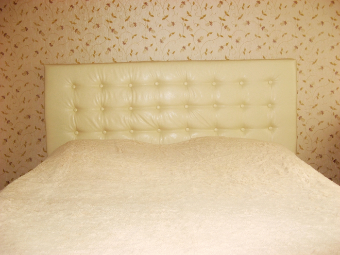 Изготовление мягкого изголовья кровати: как сделать самостоятельно, инструкция с фото