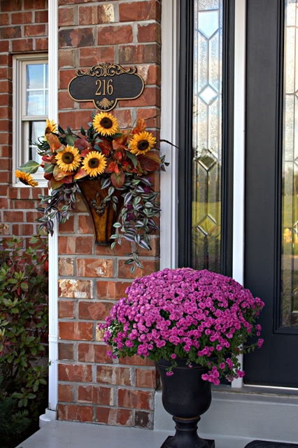 fall-front-porch-decorating-ideas-8 (426x640, 326Kb)