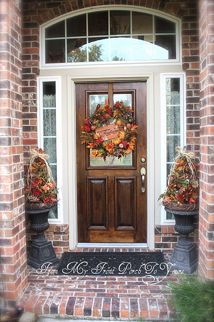 fall-front-porch-decorating-ideas-009 (426x640, 137Kb)