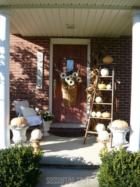fall-front-porch-decorating-ideas-00014 (480x640, 102Kb)
