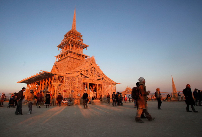 Burning_Man_2012-1 (700x475, 109Kb)