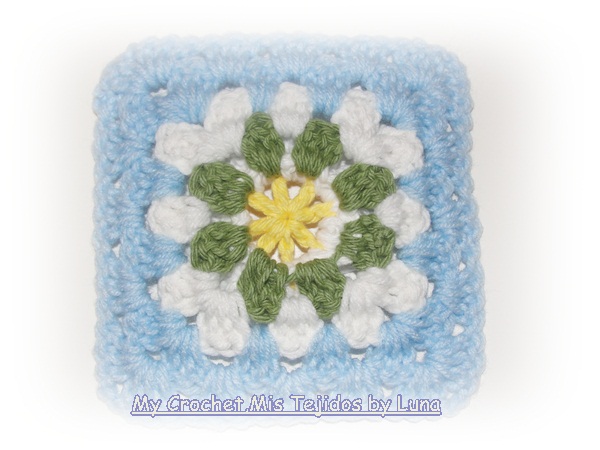 Granny White Flower Square by Luna 8-22-2012 012 (600x450, 88Kb)