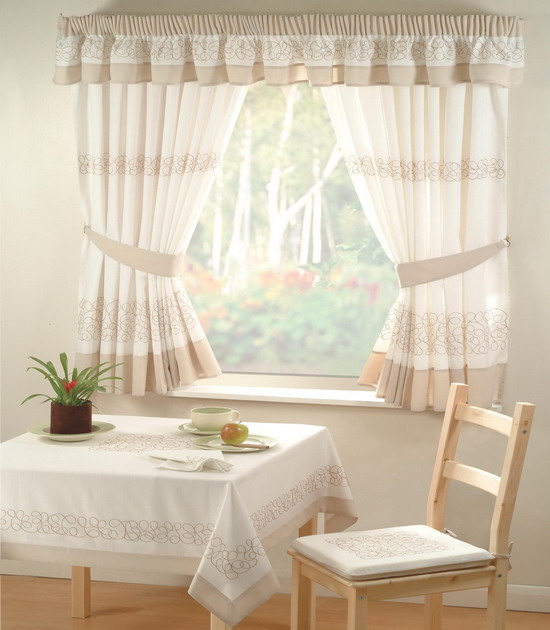 91504277_large_2kitchencurtains (550x630, 76Kb)
