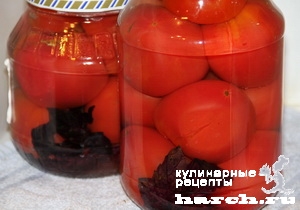 pomidori-marinovanie-s-vetochkoy-basilika_3 (300x210, 46Kb)