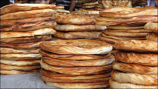 100924145745_uzbek_bread_512x288_nocredit (512x288, 95Kb)