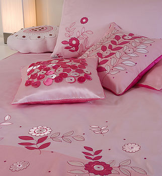 normal_milly_bedlinen_2 (322x350, 27Kb)