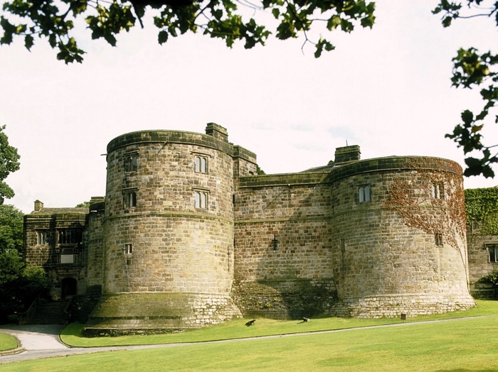 Skipton-Castle (700x524, 205Kb)