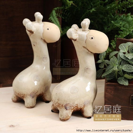 Recalls-the-living-Chamber-high-temperature-ceramic-stand-giraffe-lulubi-Brothers-home-decoration-ceramic-craft_1 (564x565, 143Kb)