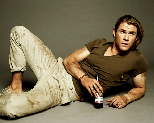 2120684_ChrisHemsworthchrishemsworth3133484212801024_large (500x400, 197Kb)