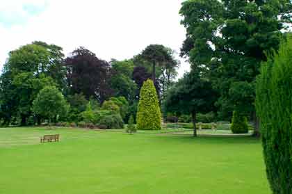 Edinburgh-Lauriston-Castle-17 (420x279, 10Kb)