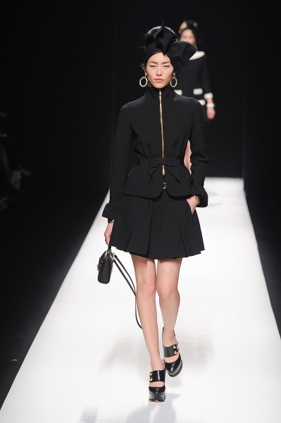 Moschino-RF12-0270_catwalk_slideshow (399x600, 31Kb)