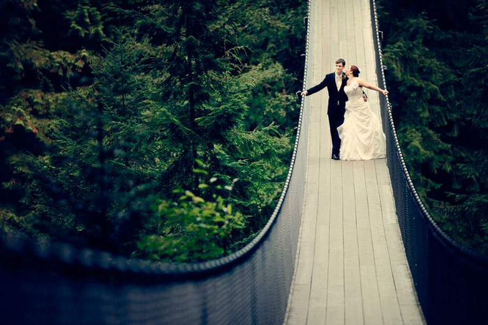 capilano-suspension-bridge-wedding-www.gezilecekyer.org_ (700x466, 369Kb)
