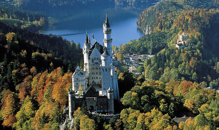 csm_D_Bavaria_Castle_Neuschwanstein_c_Tanner_Nesselwang_3_01_f32a74e8fc (700x416, 226Kb)