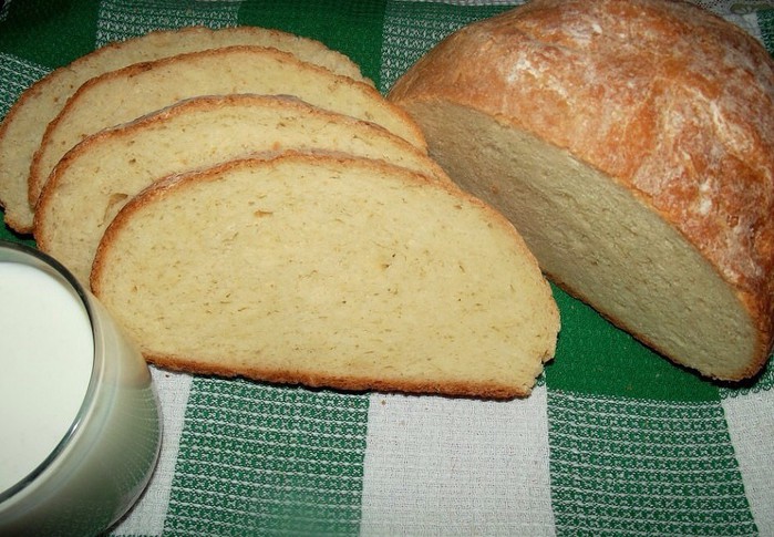Хлеб на сковороде с манкой