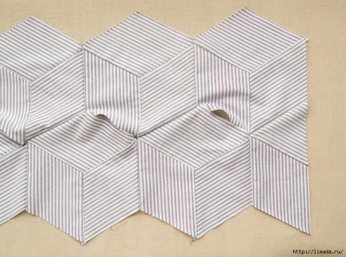 Striped-Tumbling-Blocks-Quilt-How-Tos-600-8 (700x519, 317Kb)