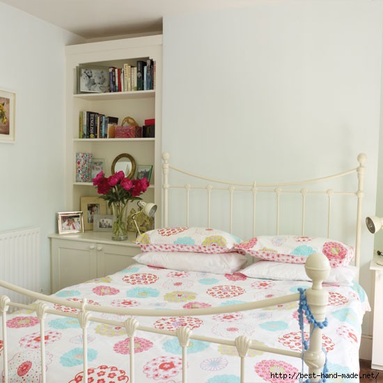 Pretty-floral-bedroom (550x550, 118Kb)