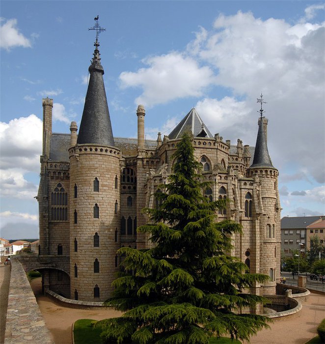Palacio Episcopal de Astorga 2 (662x700, 104Kb)