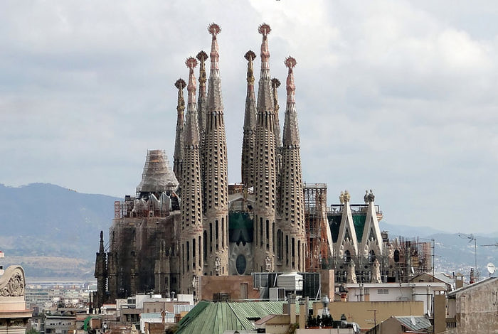 Sagrada  Familia_01 (700x470, 71Kb)