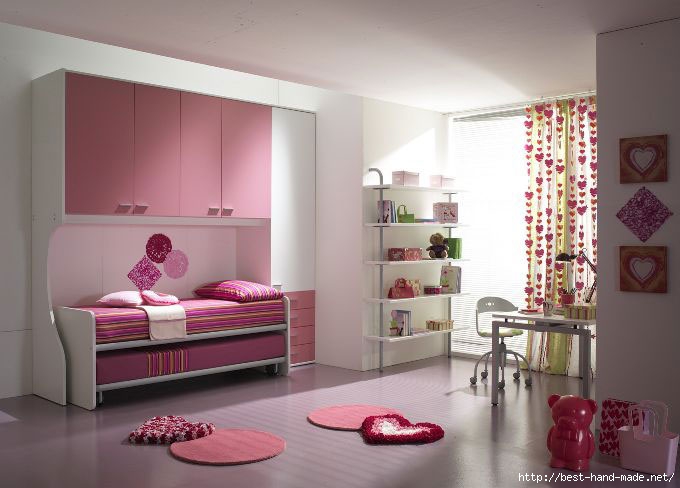 Pink-and-White-Girl-Room-with-Sliding-Bed-Striped-Cover-Ideas (680x488, 138Kb)
