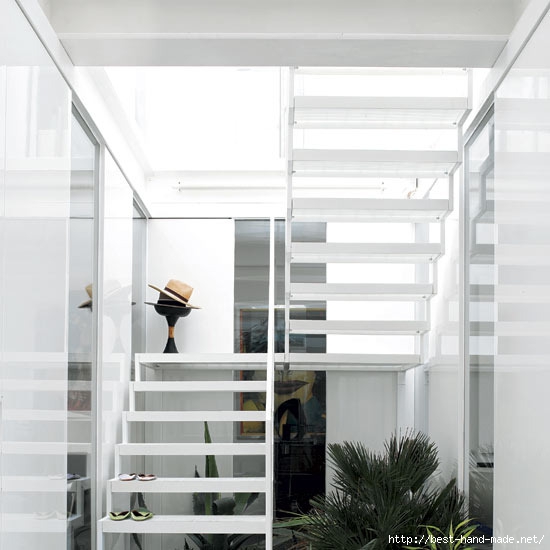 4-best-10-tip-ideas-for-decorating-hallways-natural-light (550x550, 111Kb)