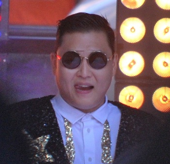 PSY_in_Sydney_crop[1] (351x339, 44Kb)
