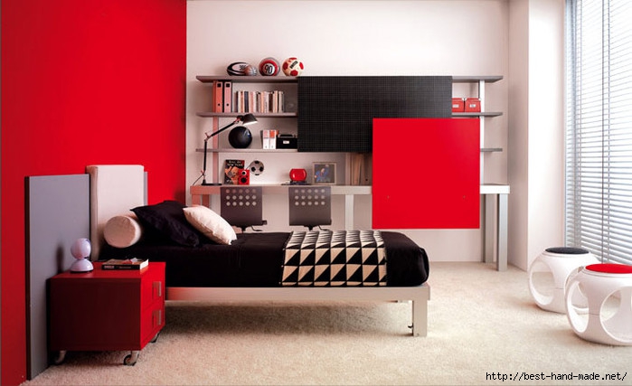 Black-Bed-Completed-With-White-Pillow-And-White-Curve-Black-Patterned-Blanket-Beside-Red-Buffet (700x427, 153Kb)