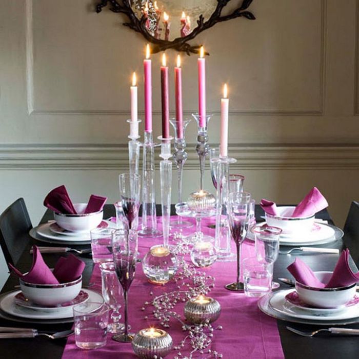 pink-fresh-christmas-dining-table-decorating-design-2 (700x700, 75Kb)