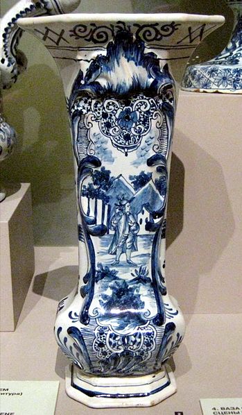 4000579_349pxDelftware_pushkin_museum02 (349x598, 59Kb)