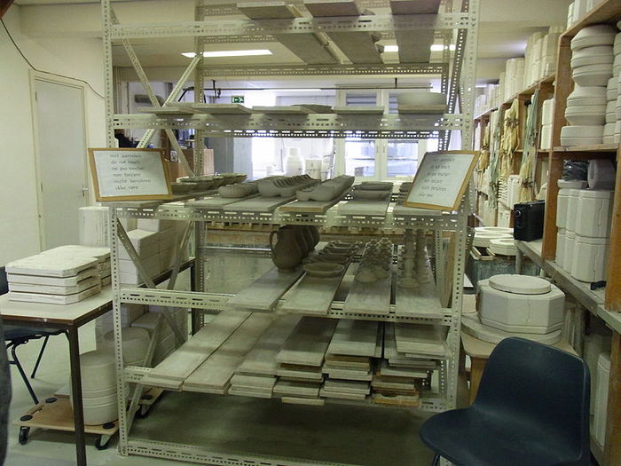 4000579_800pxDelftse_pauw_ceramic_workshop (700x525, 79Kb)