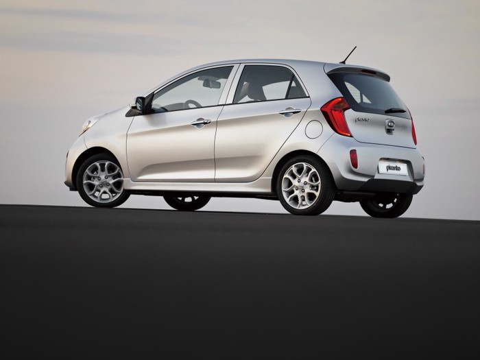 nova-kia-picanto-prichazi-na-cesky-trh-id1069_012 (700x525, 42Kb)