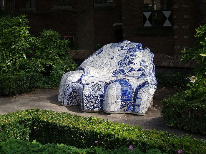 4000579_800pxBench_Delft__Prinsenhof__in_the_Netherlands (700x525, 113Kb)