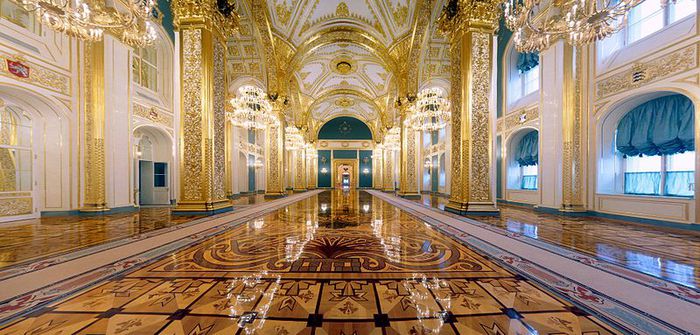 800px-Grand_Kremlin_Palace_Andreevsky_hall_1 (700x335, 76Kb)