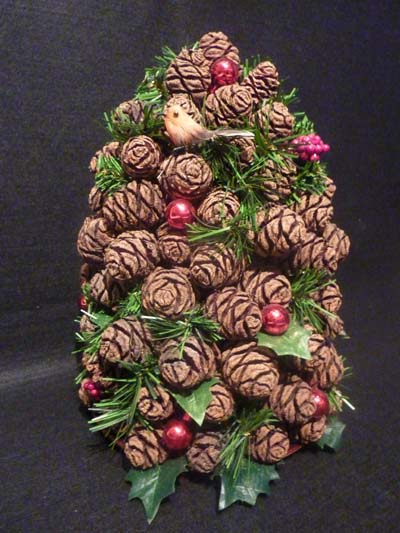 Tree-of-cones-handmade2 (400x533, 70Kb)