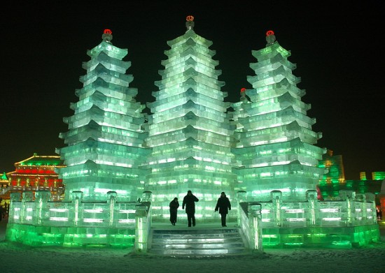 3925073_HarbinIceFestival3550x391 (550x391, 60Kb)