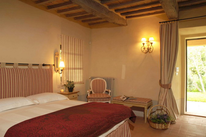 4497432_italiantraditionalbedroomscolor44 (675x450, 76Kb)