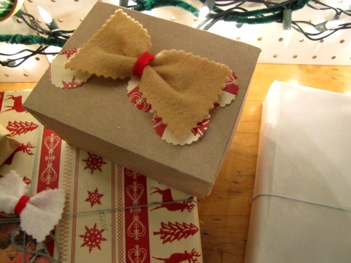 new-year-gift-wrapping-themes6-9 (500x375, 69Kb)