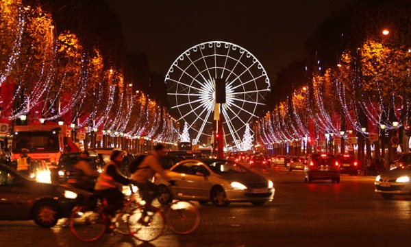 christmas_decorations_champs_elysees_paris_france (600x360, 96Kb)