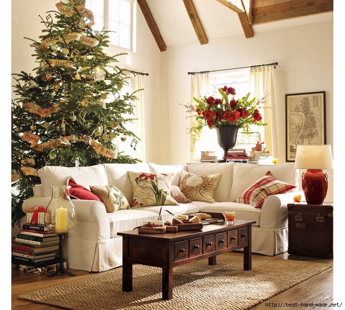 Family-room-christmas-2012-790x711 (700x630, 313Kb)