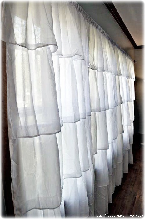 Ruffle-curtains-in-living-room (464x700, 148Kb)