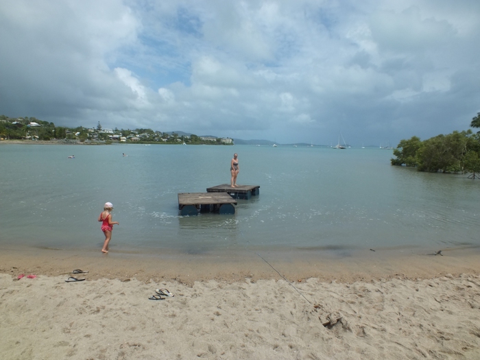 1142608_Airlie_beach_3103Jan_129 (700x525, 178Kb)