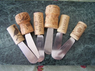 wine-cork-projects-wine-cork-cheese-knives-from-yarni-gras (400x300, 103Kb)