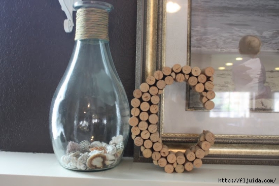 wine-cork-projects-wine-cork-monogram-letter-from-growing-up-gardner (550x366, 137Kb)