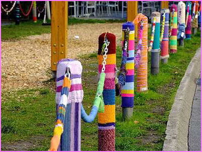 yarnbombing09 (404x304, 82Kb)