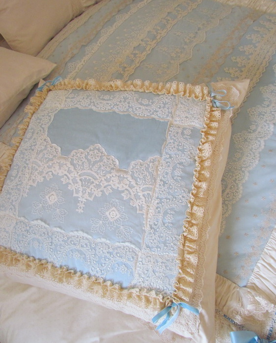 blue bed cover 003 (562x700, 131Kb)