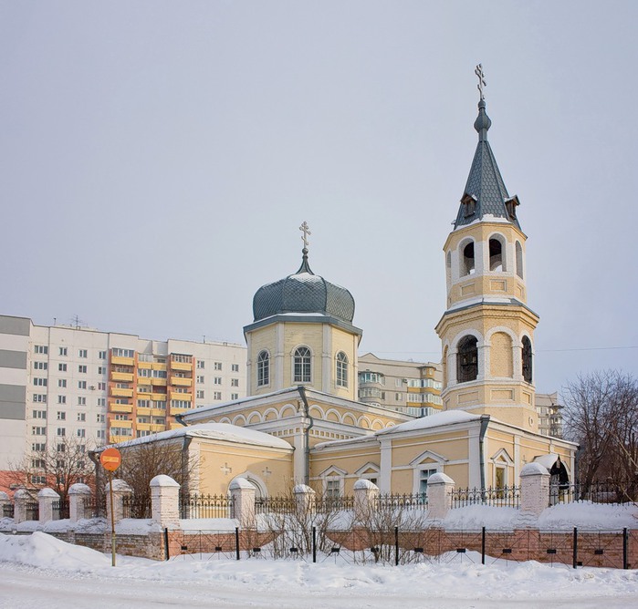 Крестовоздвиженский собор омск