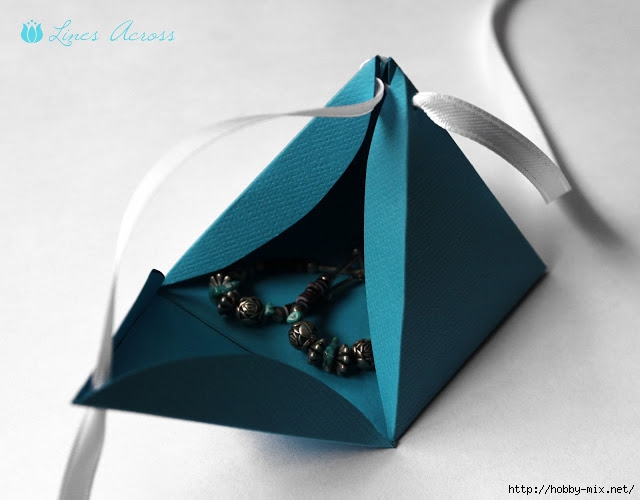 pyramid gift box earrings (640x500, 114Kb)