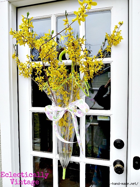 wreath-alternative-front-door-decor-umbrella-vase-from-eclectically-vintage (450x600, 285Kb)