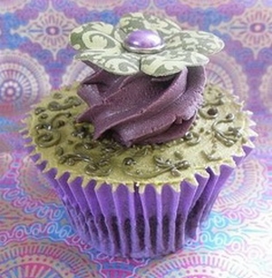 1362280383_thecupcakeblogcom__FowerCupcake (300x306, 84Kb)