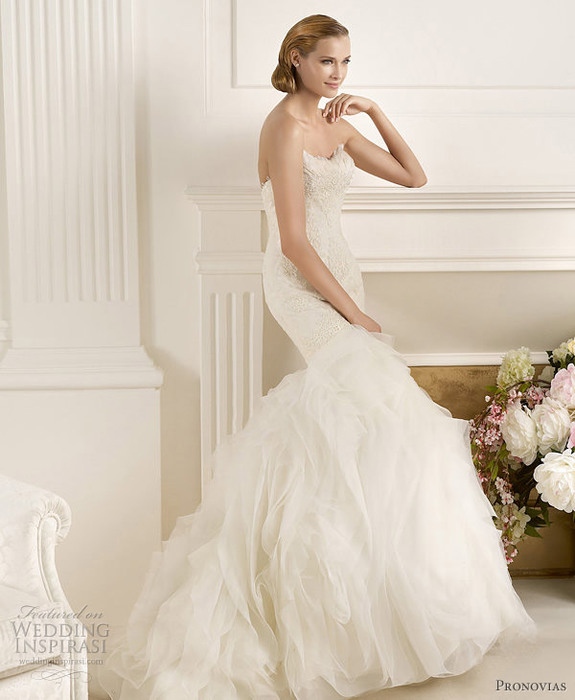 pronovias-wedding-dresses-2013-duende (575x700, 79Kb)